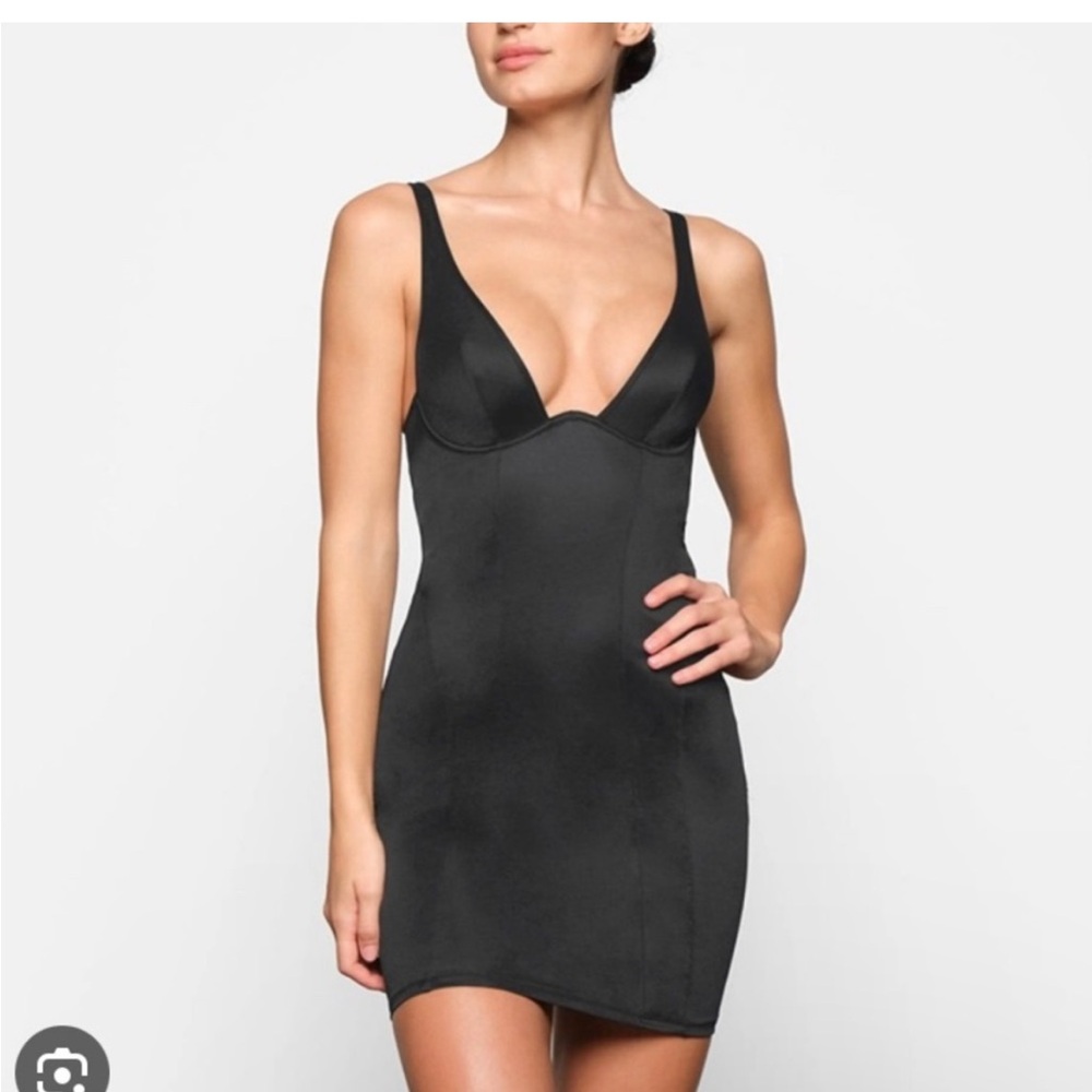 skims Glissenette Slip Dress - Size M